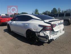 Nissan Maxima